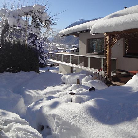 Appartements Zerzer Ried im Oberinntal Bagian luar foto