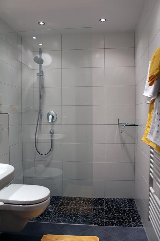 Appartements Zerzer Ried im Oberinntal Bagian luar foto