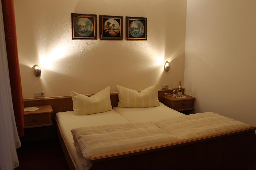 Appartements Zerzer Ried im Oberinntal Ruang foto